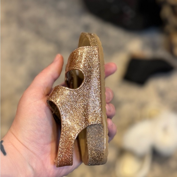 Cat & Jack Gold Sandals with Adjustable Straps - Picture 4 of 5